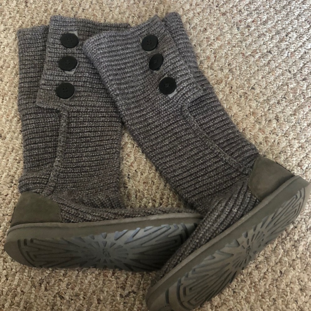Knit uggs